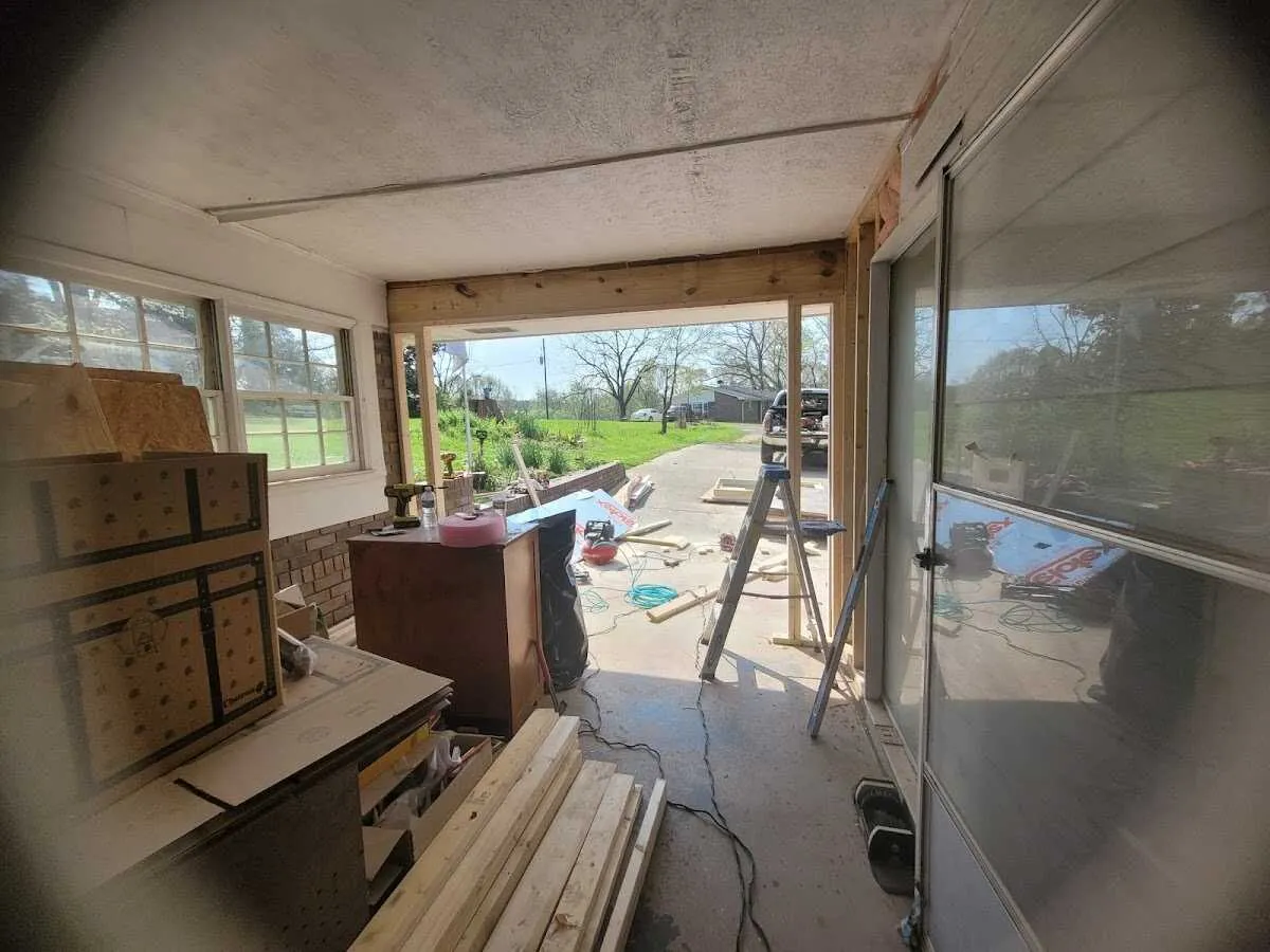 Air movers and dehumidifier for Drying & Dehumidification in Largo